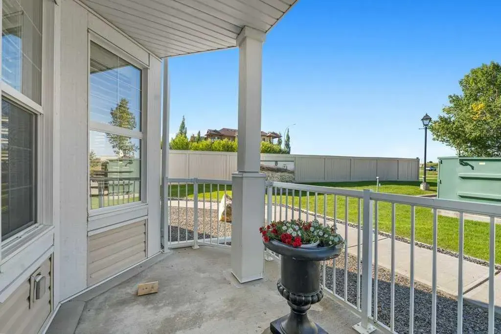 1 Crystal Green Lane, #129