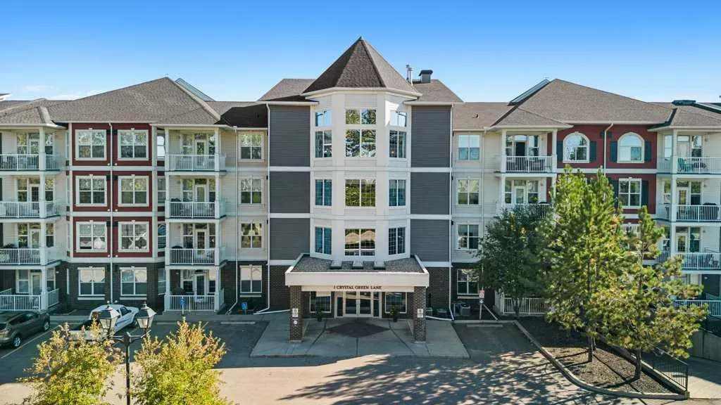 1 Crystal Green Lane, #129