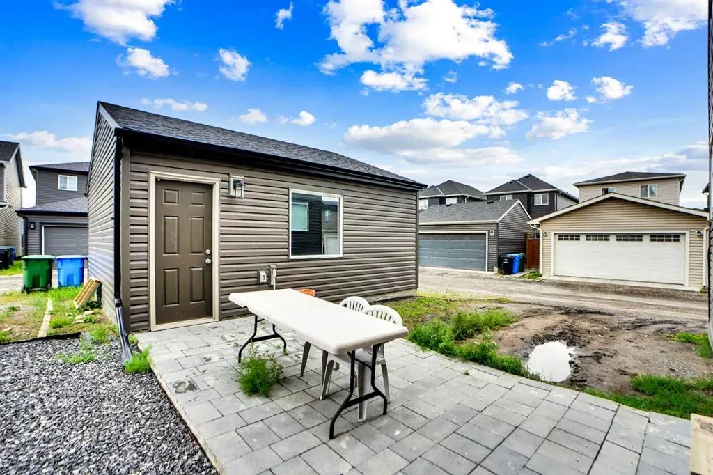 21 Legacy Glen Place SE