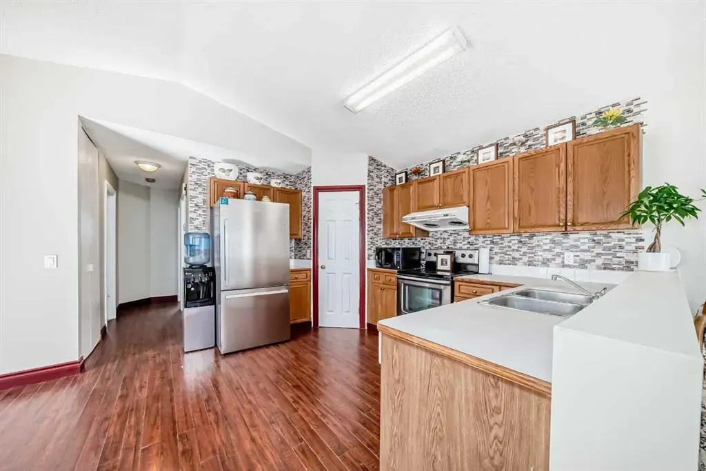 55 Applemead Court SE