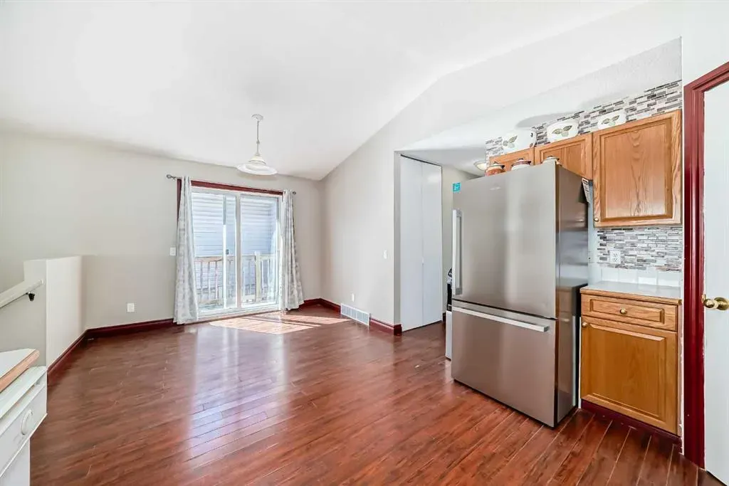 55 Applemead Court SE