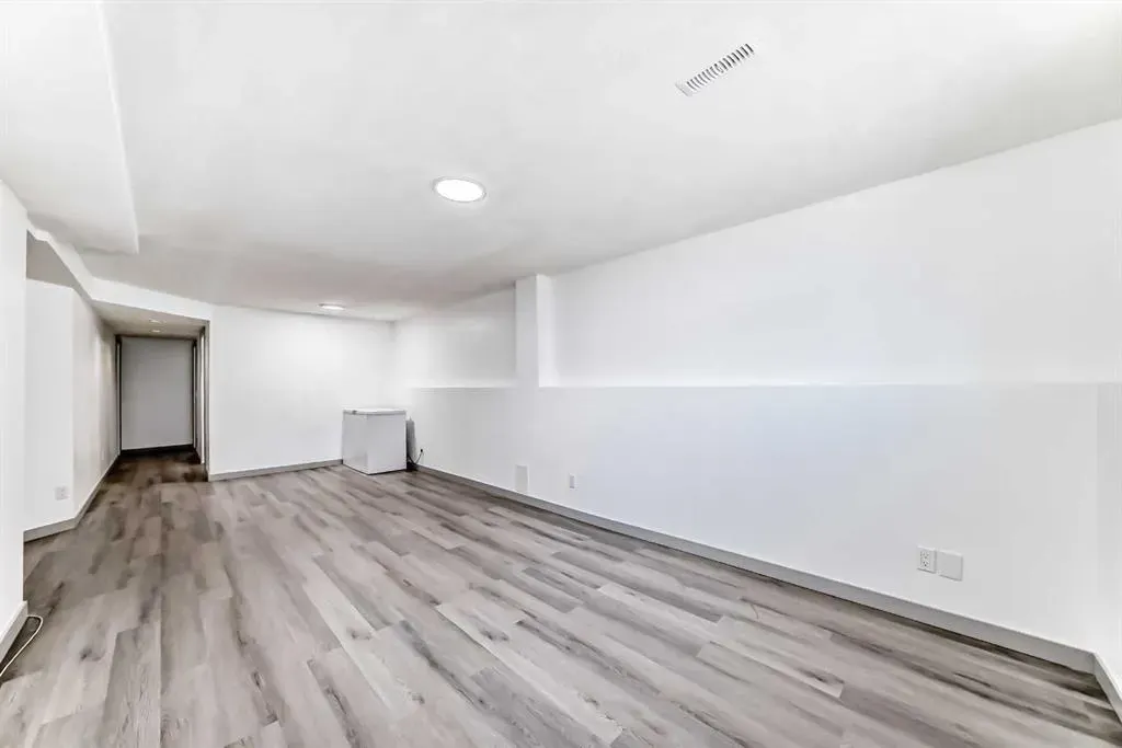 55 Applemead Court SE