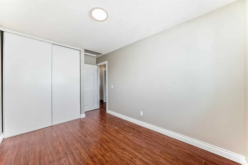 55 Applemead Court SE