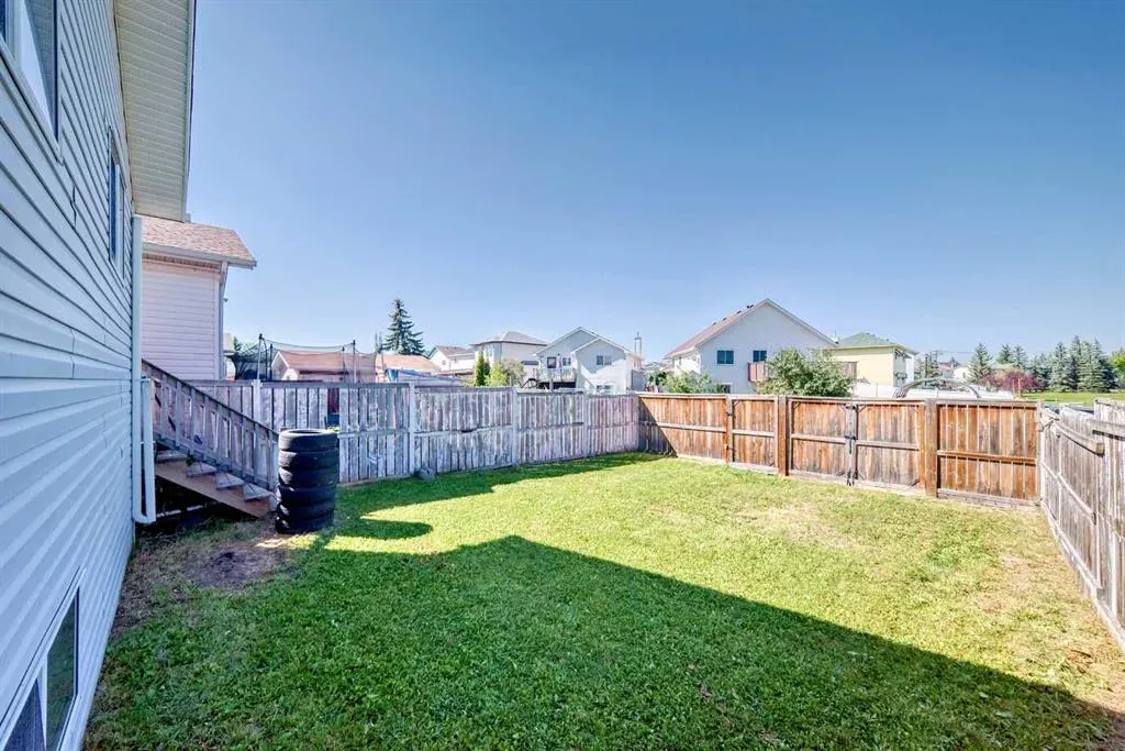 55 Applemead Court SE