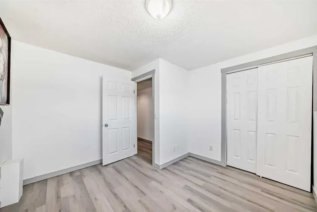 55 Applemead Court SE