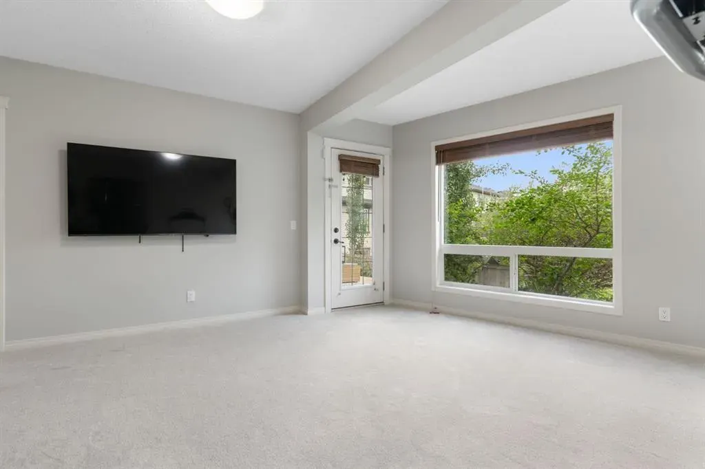 46 Crestbrook Hill SW