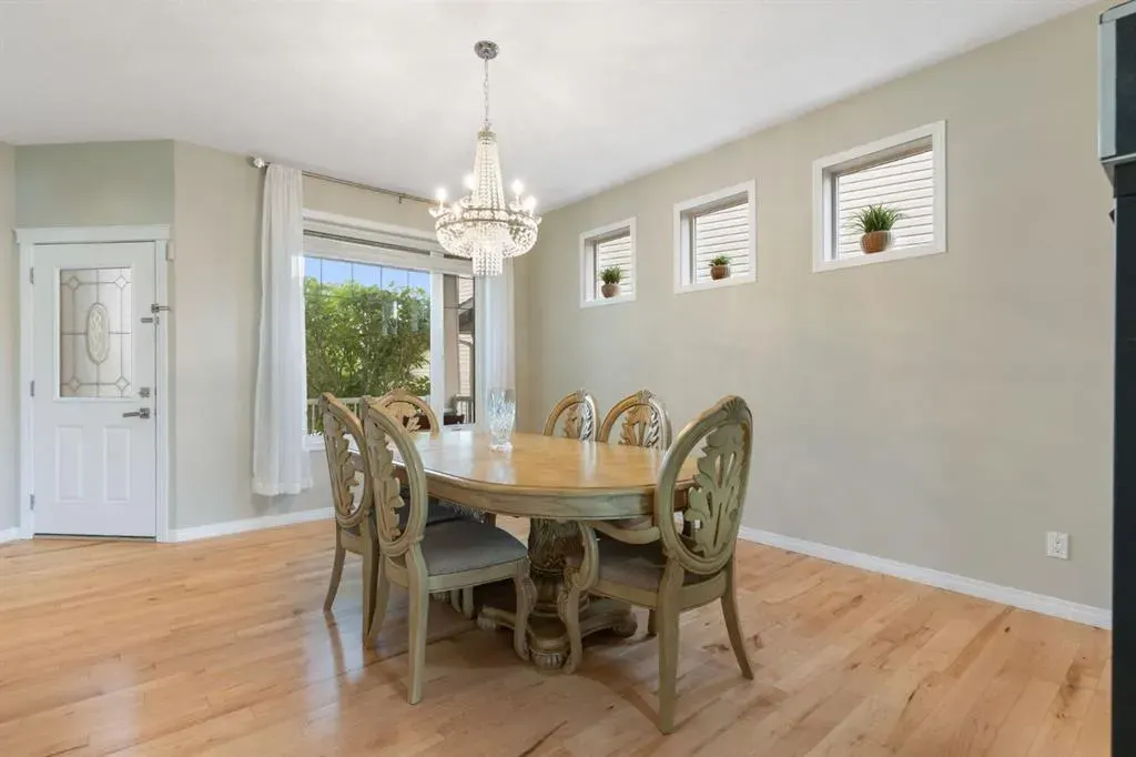 46 Crestbrook Hill SW