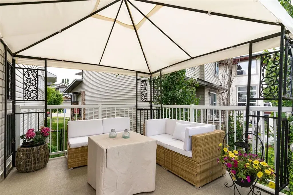46 Crestbrook Hill SW