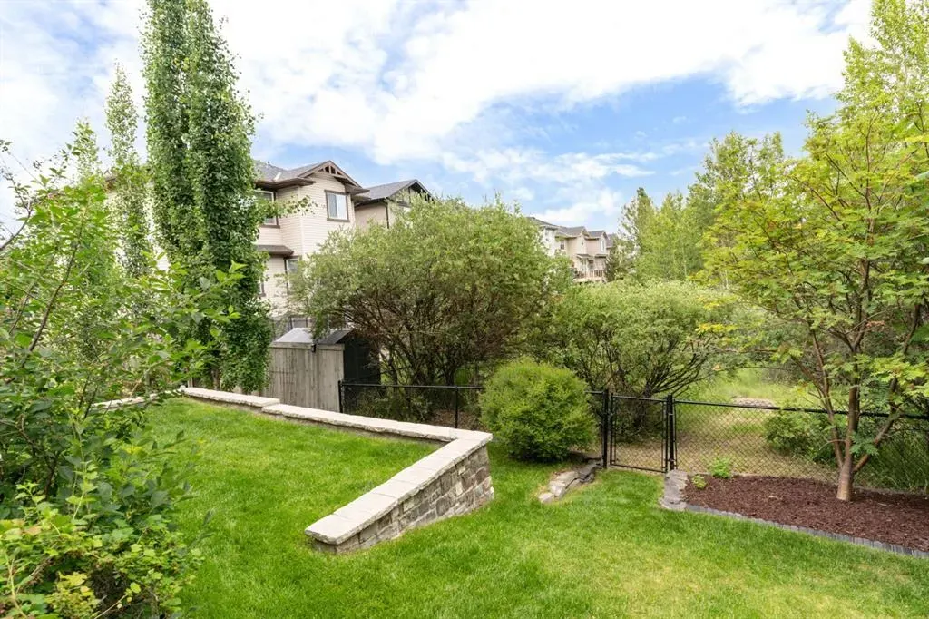 46 Crestbrook Hill SW