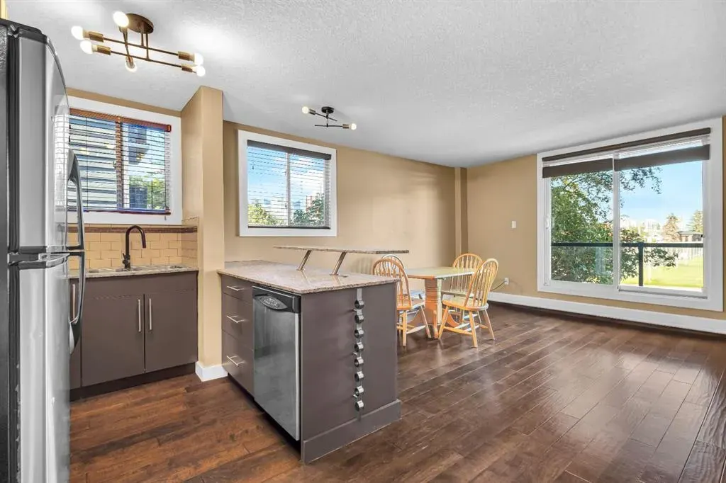 2209 14 Street SW, #201