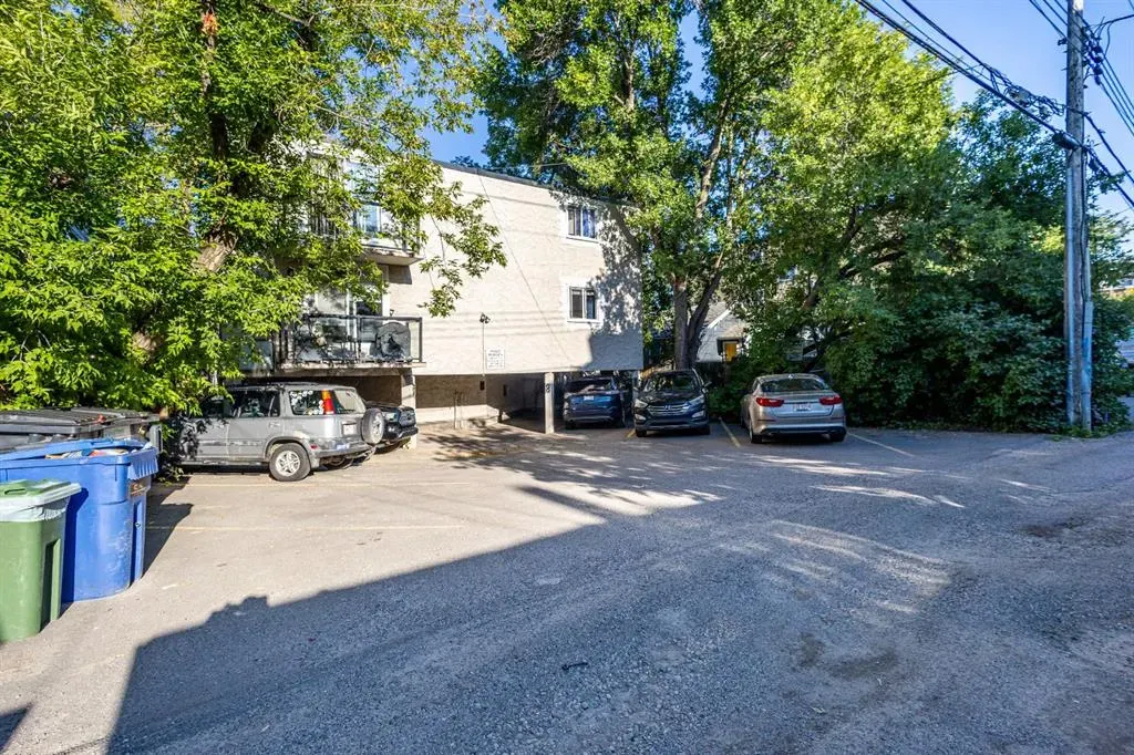 2209 14 Street SW, #201