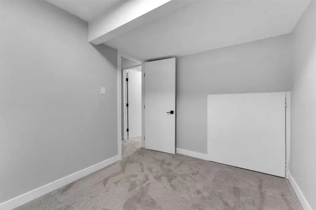73 Erin Woods Place SE