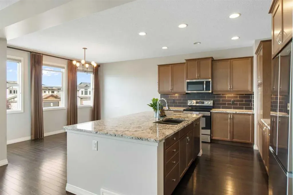 7 Sunset Park