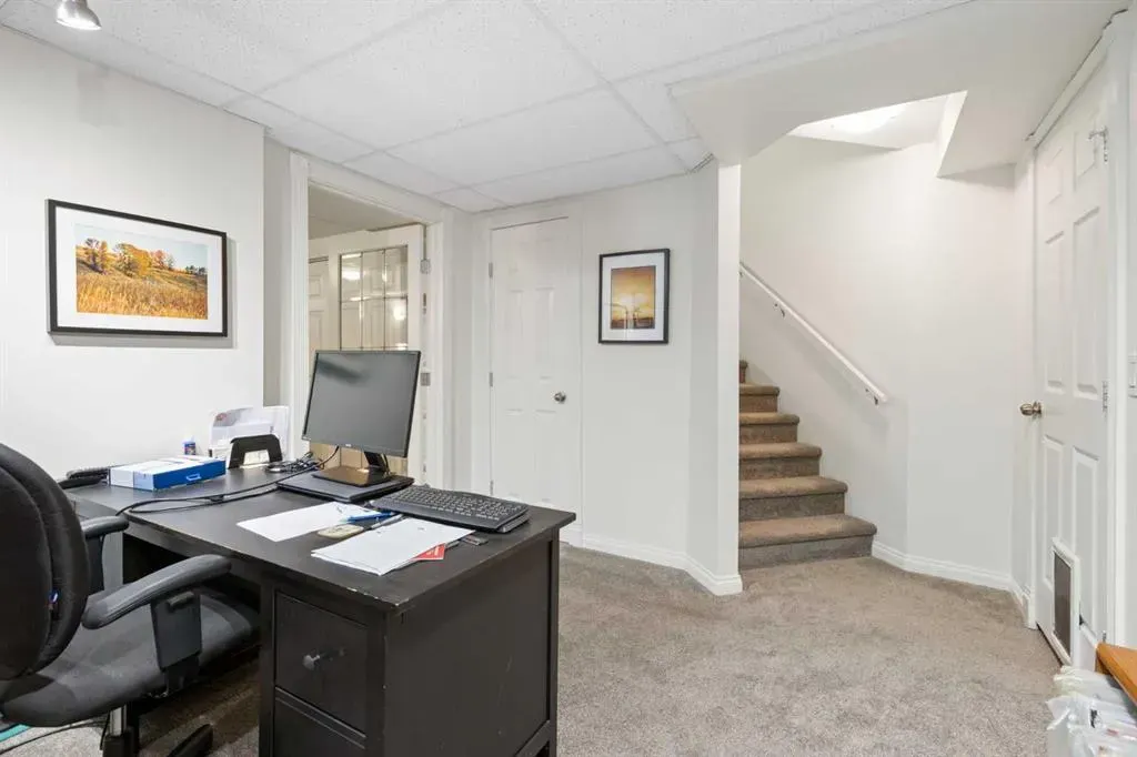 38 Prestwick Drive SE