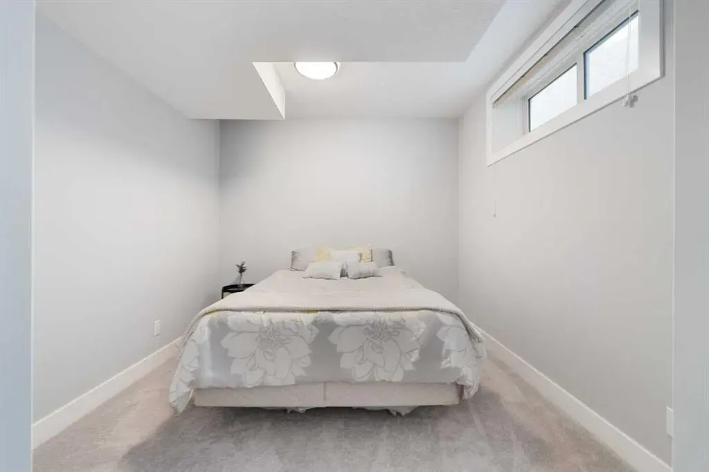141 Masters Terrace SE