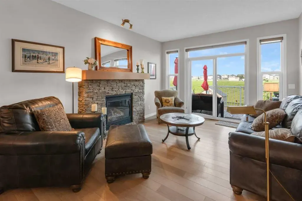 182 River Heights Crescent