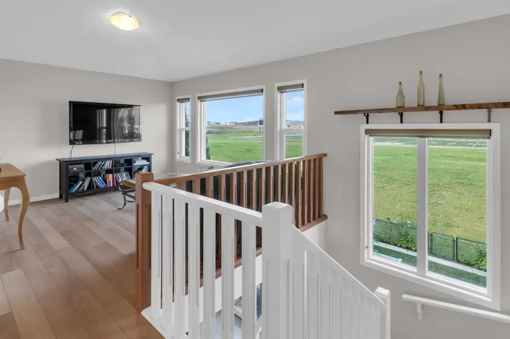 182 River Heights Crescent