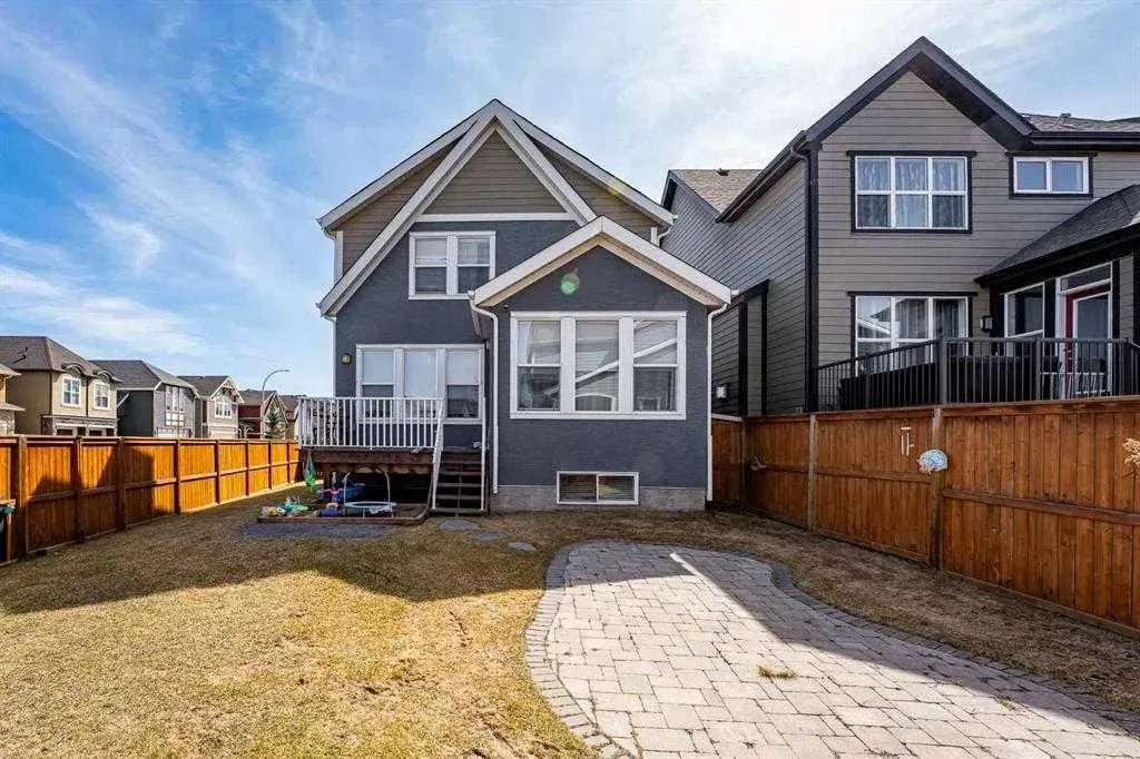 158 Masters Point SE