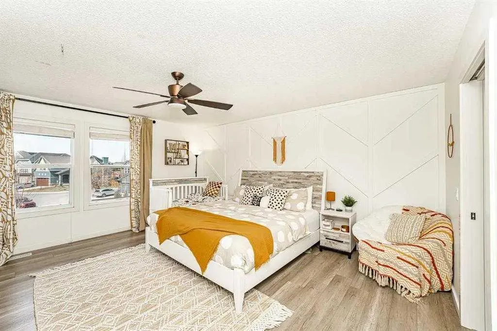 158 Masters Point SE