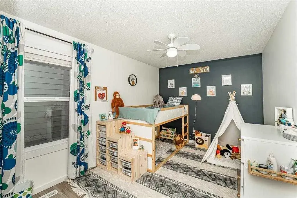 158 Masters Point SE