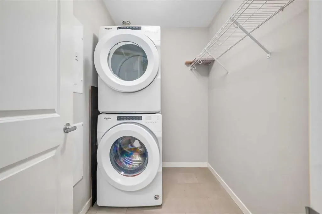 30 Mahogany Mews SE, #411