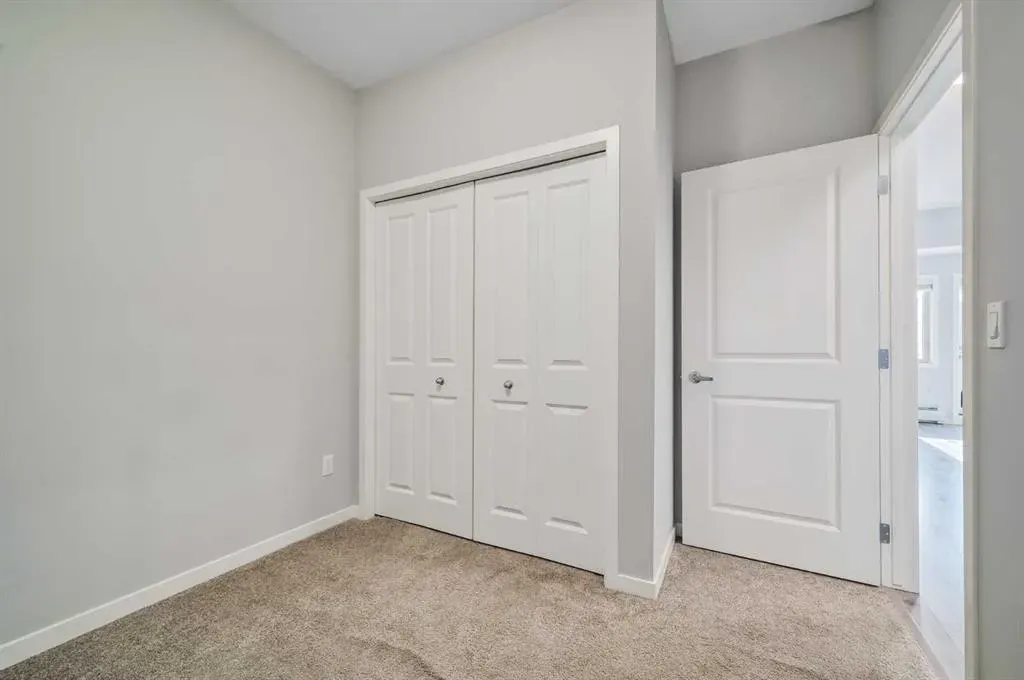 30 Mahogany Mews SE, #411