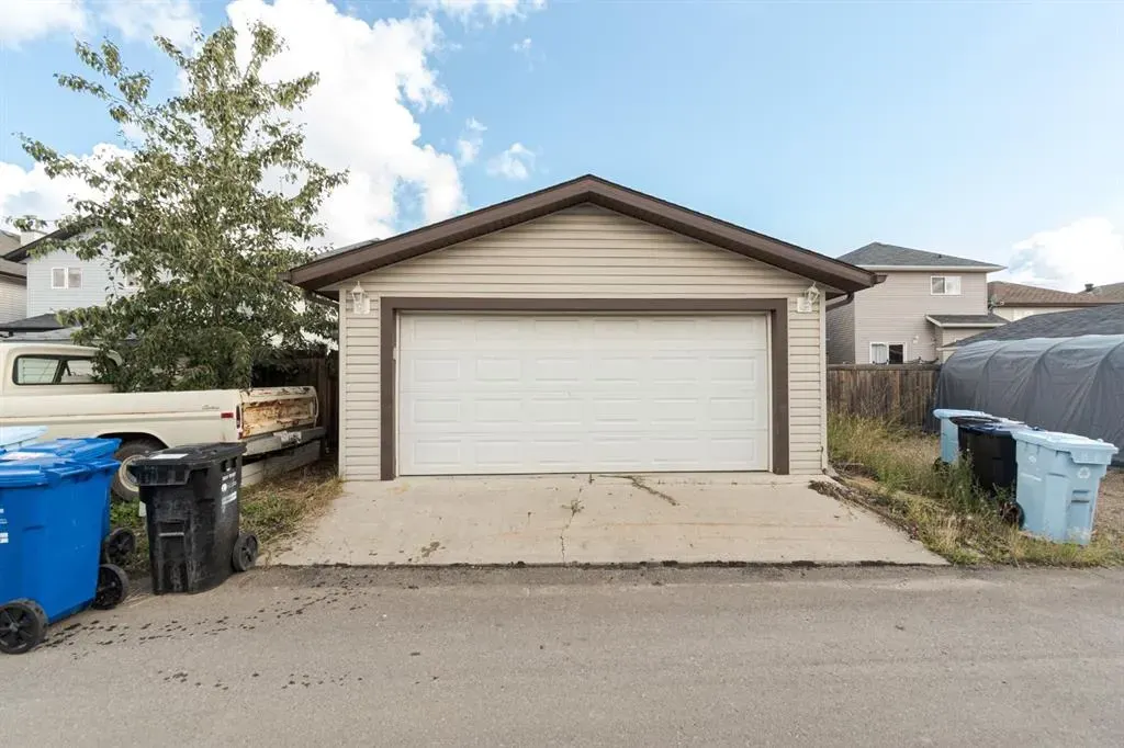 254 Rattlepan Creek Crescent