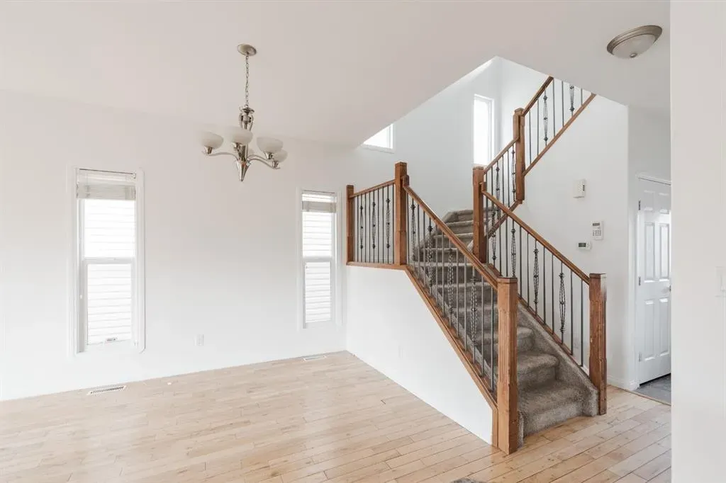 254 Rattlepan Creek Crescent