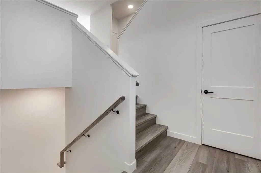 56 Emmett Crescent