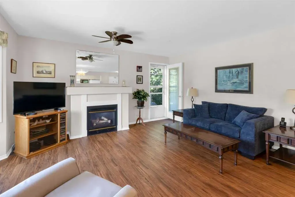 2850 51 Street SW, #203