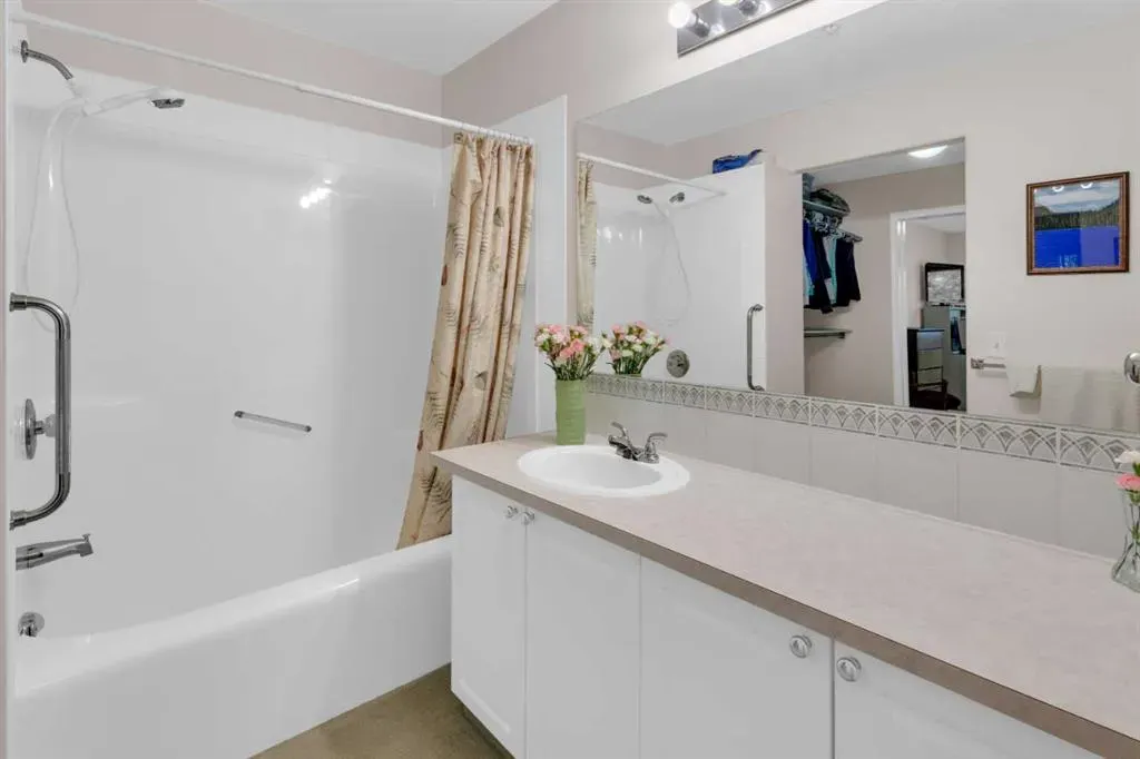 2850 51 Street SW, #203