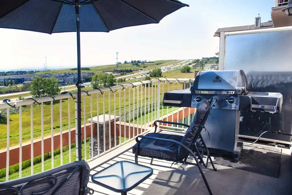 153 Rockyledge Rise NW, #14