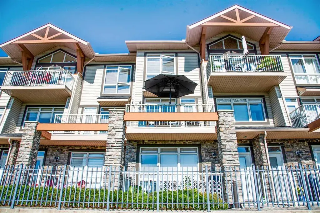 153 Rockyledge Rise NW, #14