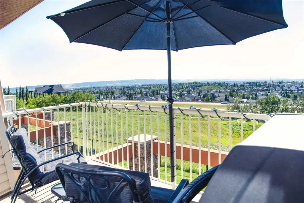 153 Rockyledge Rise NW, #14