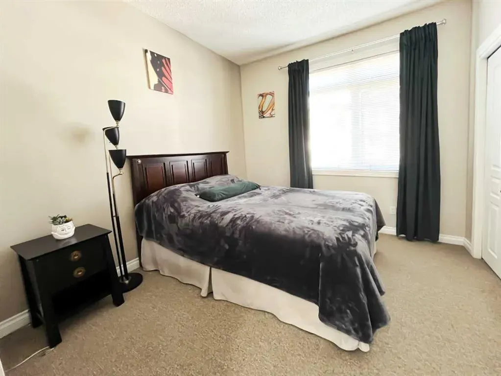 153 Rockyledge Rise NW, #14