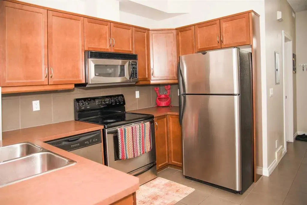 153 Rockyledge Rise NW, #14