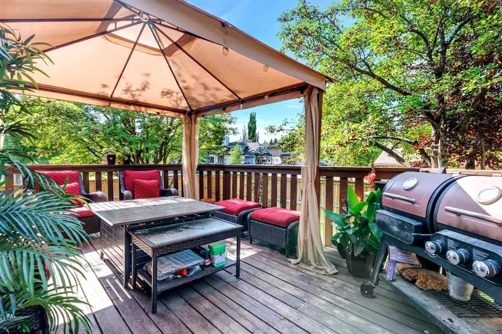 318 Shawnessy Drive SW