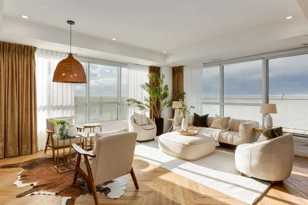 8445 Broadcast Avenue SW, #701