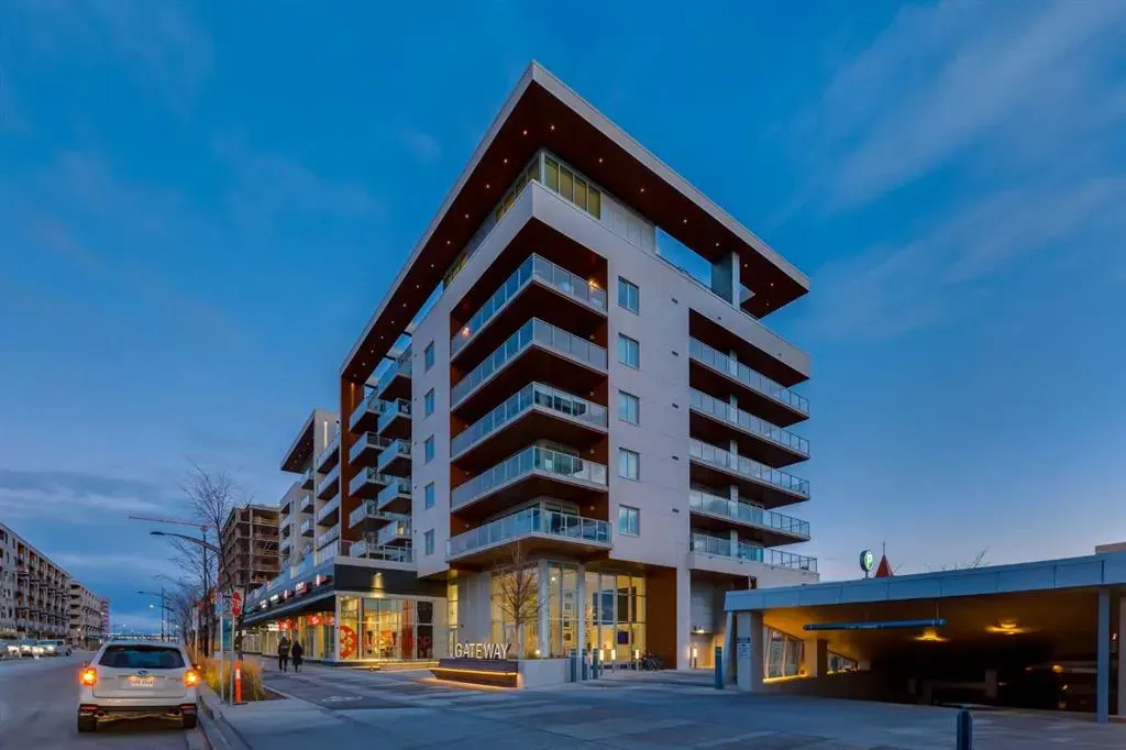 8445 Broadcast Avenue SW, #701