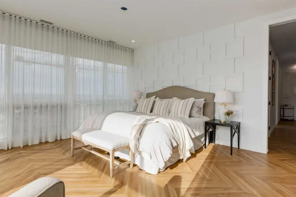 8445 Broadcast Avenue SW, #701
