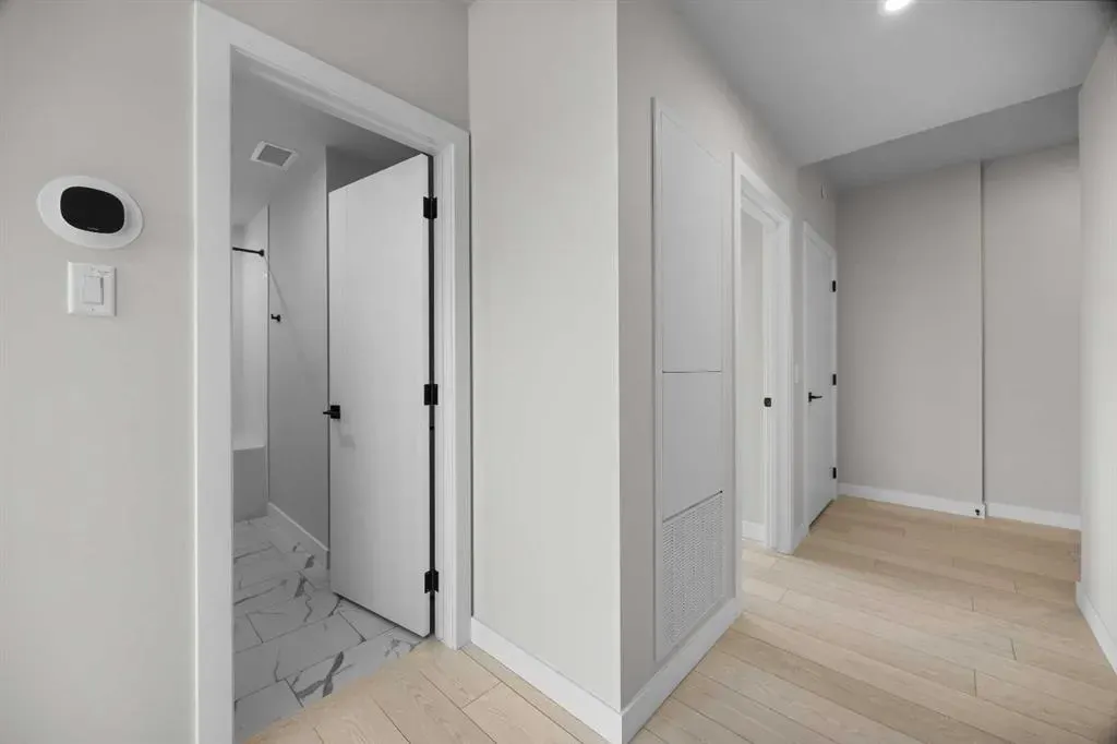 110 18A Street NW, #701