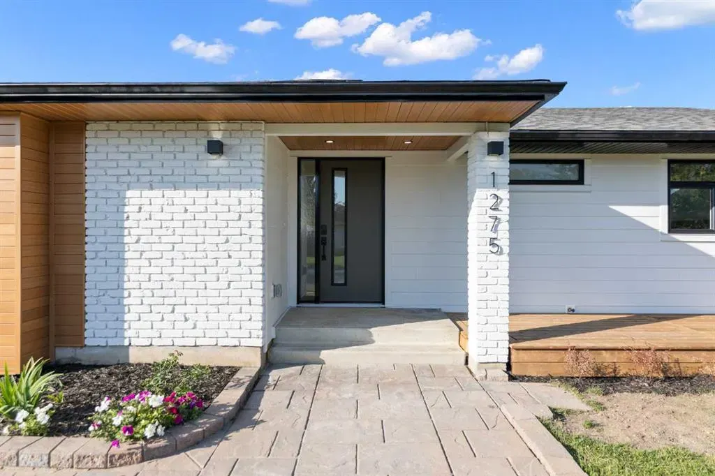 1275 Lake Sundance Crescent SE