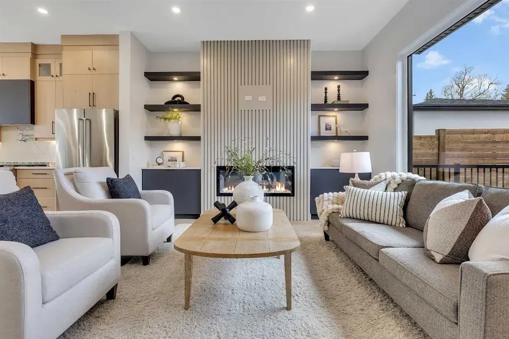 42 Collingwood Place NW