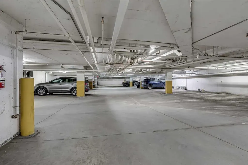 725 4 Street NE, #304