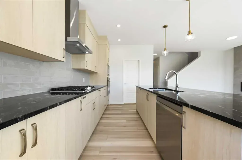 232 Belmont Park SW