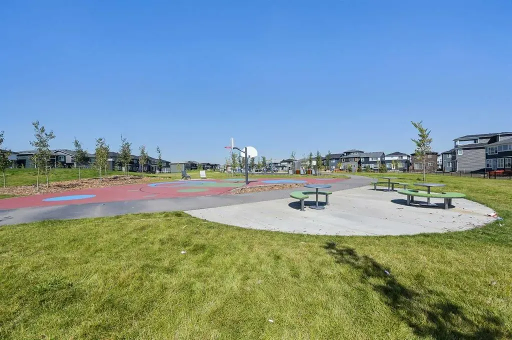 232 Belmont Park SW