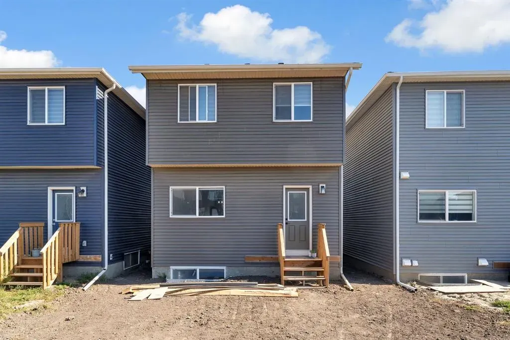 67 Corner Glen Gardens NE