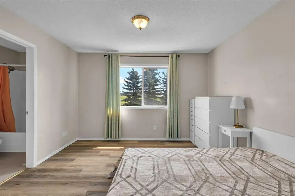 14 Arbour Stone Rise NW