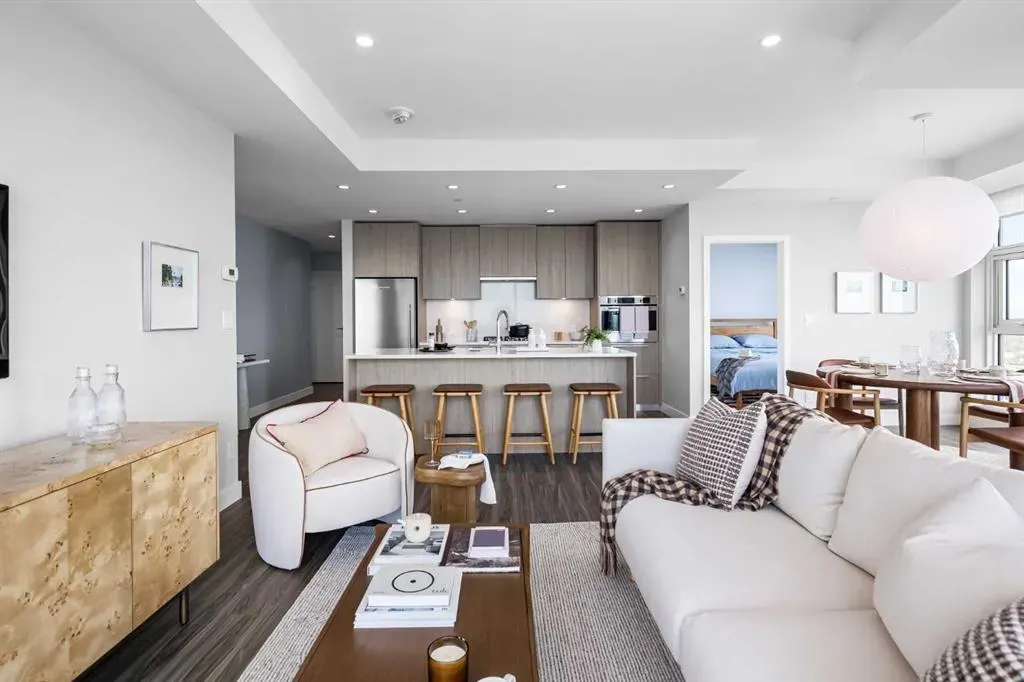 530 3 Street SE, #2204