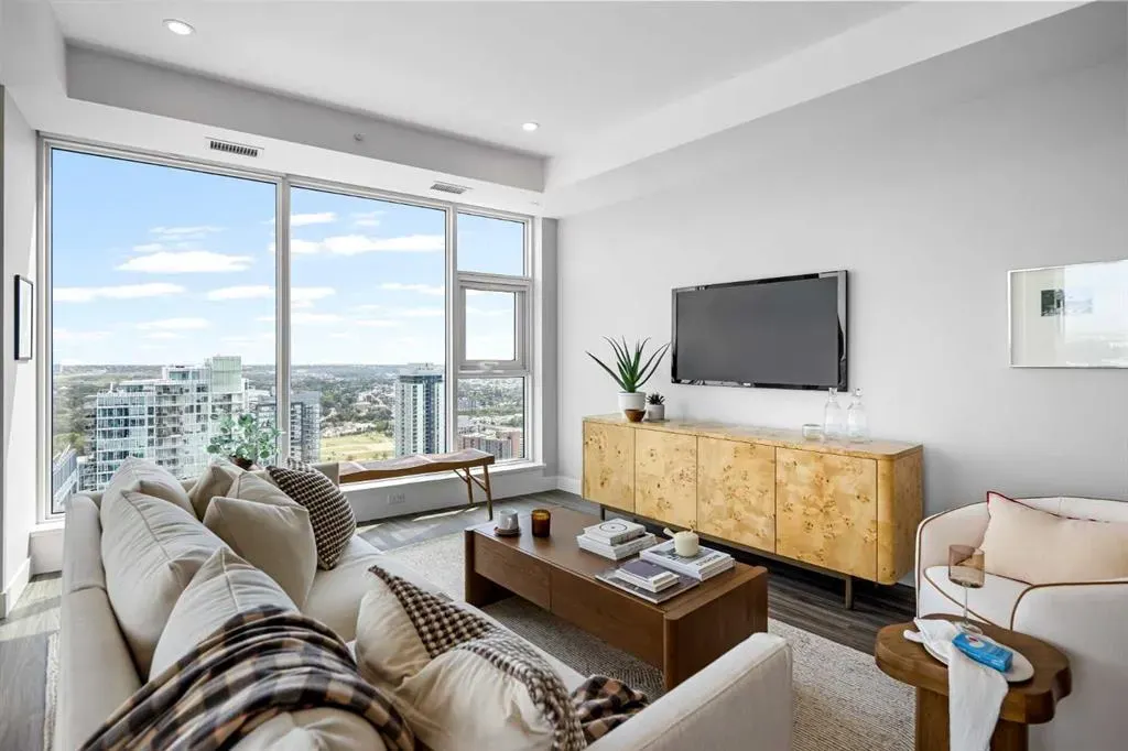 530 3 Street SE, #2204